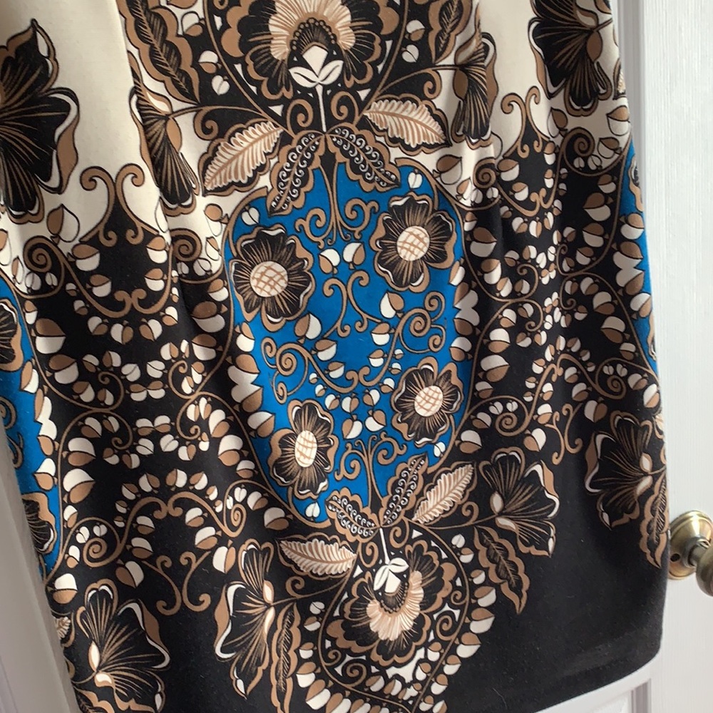 Pretty Dress! - image 3